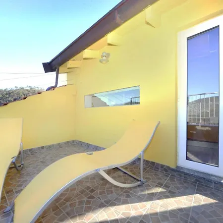 בית הארחה La E Bella - נולי