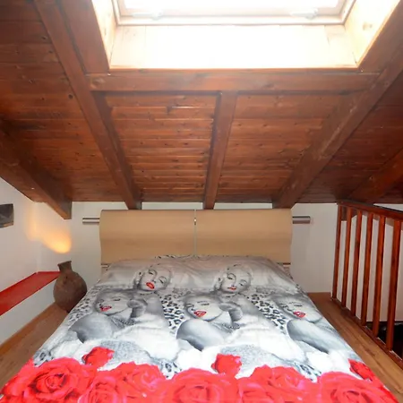 בית הארחה La E Bella -